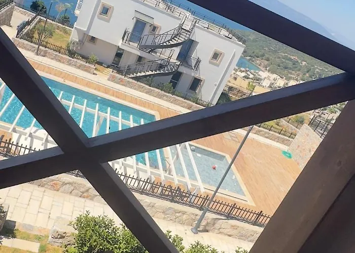 Ferienhaus Bogazici Is Centrally Located *